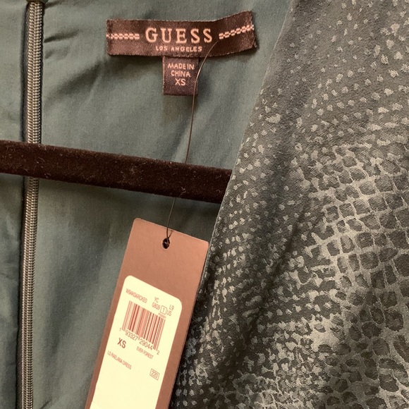 NWT Guess Dress - Picture 6 of 6